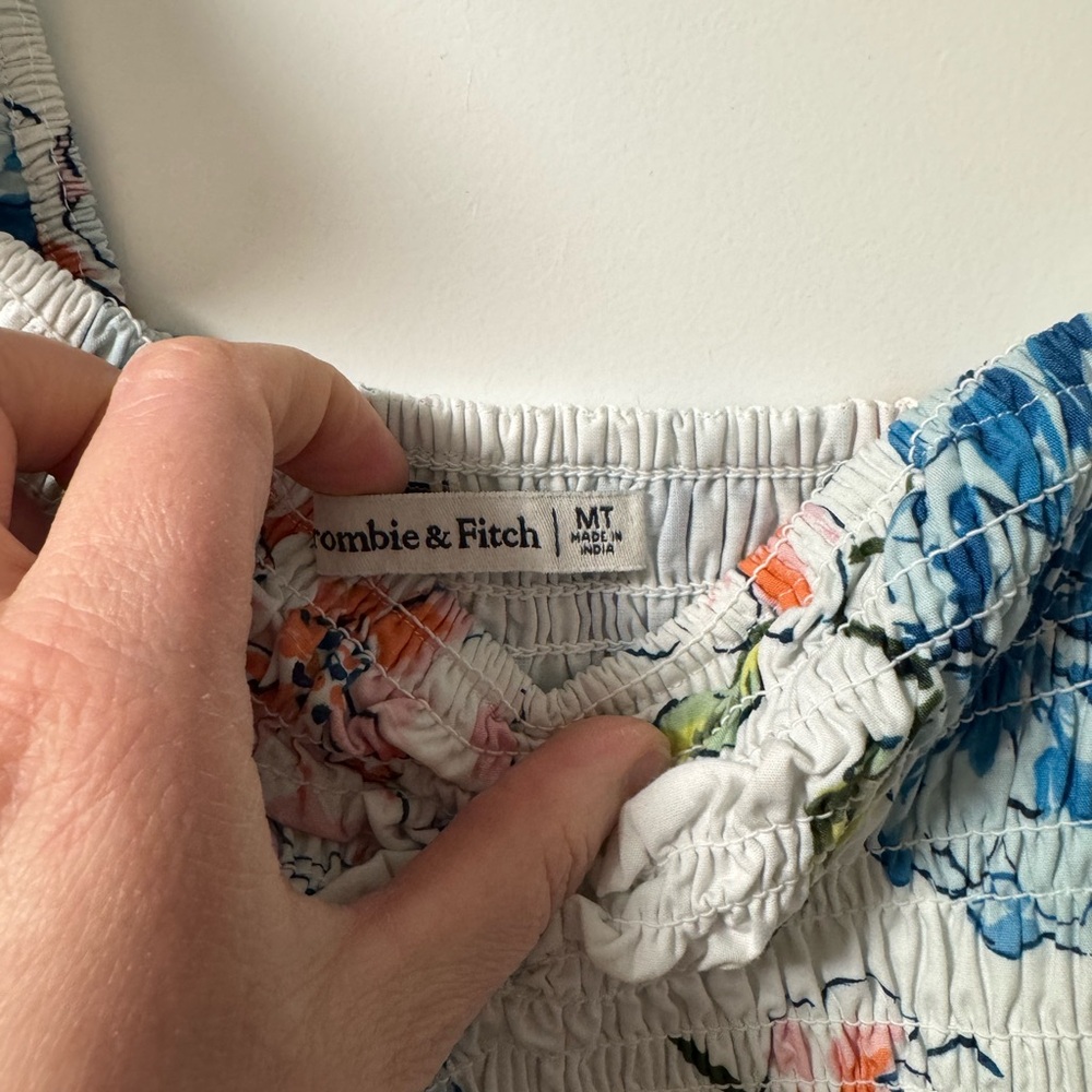 Floral Smocked Maxi Dress - Picture 5 of 7